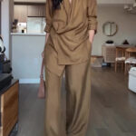 df8b15d7-3dcf-4187-8c10-1f1e64bb8a75.jpg Elegant Satin Wrap Blouse and Wide-Leg Pants Set
