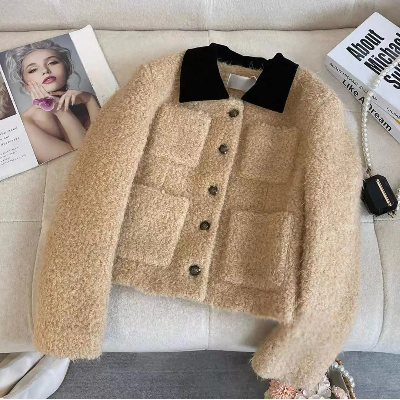 Camel Color-Block Lapel Short Jacket for Women, Loose Fit Camel Color-Block Lapel Short Jacket for Women, Loose Fit