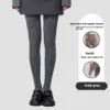 Deep gray feet connected