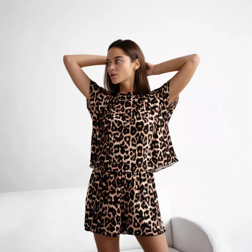 Leopard Print Short Sleeve Suit Set for Women - Polyester Leopard Print Short Sleeve Suit Set for Women - Polyester