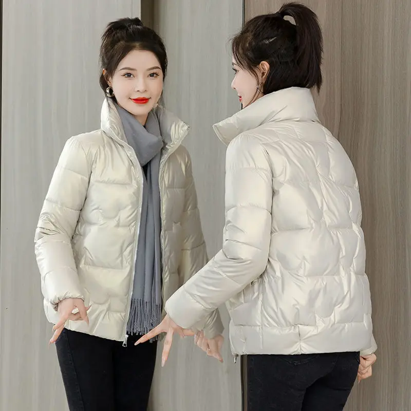 Women’s Ultra-Short Padded Down Jacket Stand Collar Women’s Ultra-Short Padded Down Jacket Stand Collar
