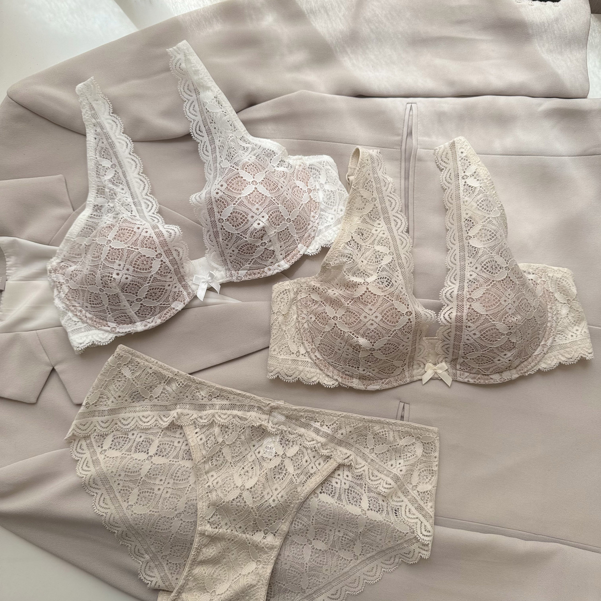 Comfortable Lace Sexy Lingerie Set Comfortable Lace Sexy Lingerie Set