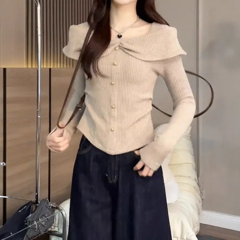 Elegant French Pleated Ruffle Long Sleeve Top - Khaki Elegant French Pleated Ruffle Long Sleeve Top - Khaki